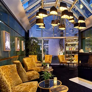 Hotel Carls, Dusseldorf